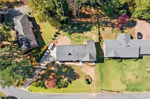 2851 Dale Dr, Marietta, GA 30068 - Photo 42