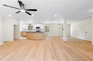 2851 Dale Dr, Marietta, GA 30068 - Photo 8