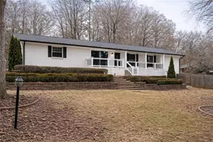 620 Spalding Dr, Sandy Springs, GA 30328 - Photo 1