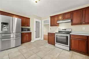 1210 Hogan Ridge Dr, Grayson, GA 30017 - Photo 16