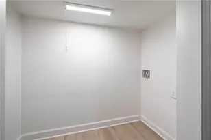 3656 Mt Vernon Dr, Atlanta, GA 30344 - Photo 34