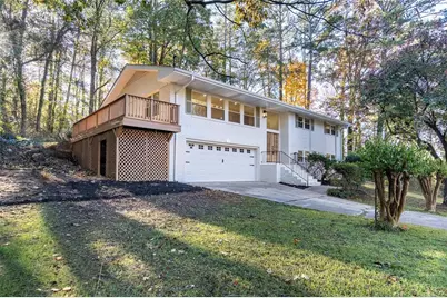 3656 Mount Vernon Drive, Atlanta, GA 30344 - Photo 4