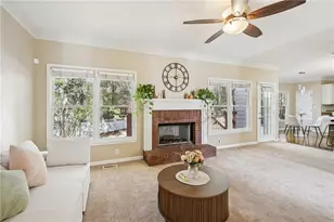 100 Julia Ct, Fayetteville, GA 30214 - Photo 6