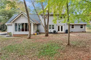 12 Allison Cir, Cartersville, GA 30120 - Photo 2