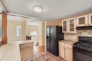 6134 Raintree Bend, Lithonia, GA 30058 - Photo 10