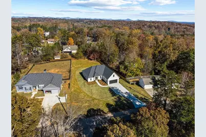 3715 Cameron Circle, Gainesville, GA 30506 - Photo 6