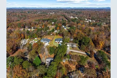 3715 Cameron Circle, Gainesville, GA 30506 - Photo 4