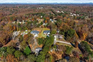 3715 Cameron Cir, Gainesville, GA 30506 - Photo 4