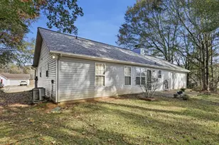 4418 Leafview Way, Gillsville, GA 30543 - Photo 4