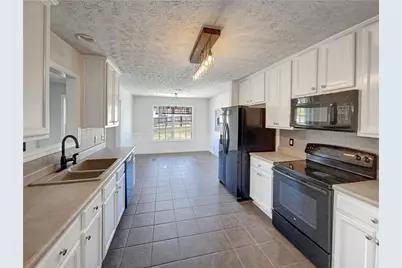 735 Galloping Bend Court, Auburn, GA 30011 - Photo 2