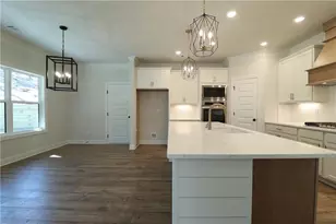 1418 Cherry Bark Ct, Loganville, GA 30052 - Photo 20