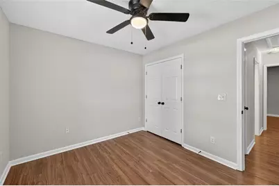 5683 Riverside Walk Drive, Sugar Hill, GA 30518 - Photo 20