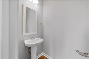 2874 Laurel Ridge Cir, East Point, GA 30344 - Photo 16