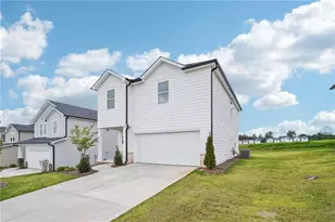 2034 Avalon Rdg, Conyers, GA 30013 - Photo 2