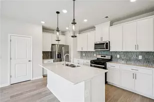 2034 Avalon Rdg, Conyers, GA 30013 - Photo 12