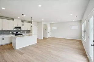 2034 Avalon Rdg, Conyers, GA 30013 - Photo 10