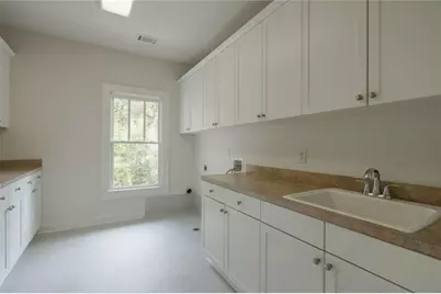 1364 Manget Way, Dunwoody, GA 30338 - Photo 36