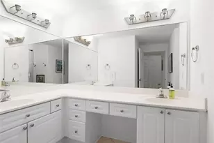 3334 Peachtree Rd NE, Atlanta, GA 30326 - Photo 10