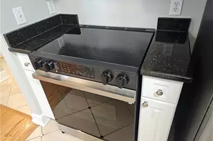 3334 Peachtree Rd NE, Atlanta, GA 30326 - Photo 16