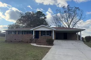 403 Burns Rd, Carrollton, GA 30117 - Photo 1