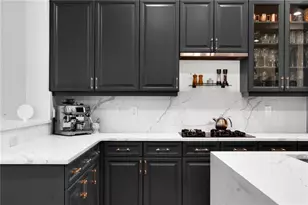 5945 Reddington Way, Atlanta, GA 30328 - Photo 22