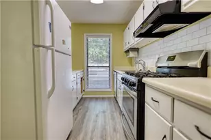 2205 Cumberland Ct, Smyrna, GA 30080 - Photo 6