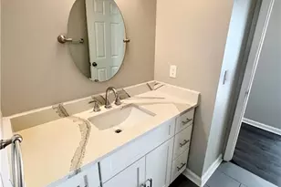 949 Pennsylvania Run, Lawrenceville, GA 30043 - Photo 28