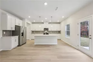 471 Tallulah Ln, Grayson, GA 30017 - Photo 10