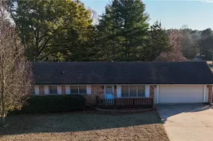 40 Lois Rd SW, Euharlee, GA 30120 - Photo 1