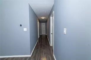 1025 Hunters Oak Trail, Sugar Hill, GA 30518 - Photo 8