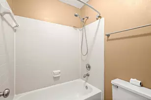 3209 Canyon Point Cir, Roswell, GA 30076 - Photo 22