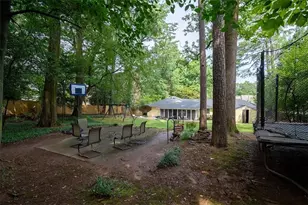 3179 E Wood Valley Rd, Atlanta, GA 30327 - Photo 36