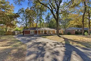 681 Manor Ridge Dr SW, Mableton, GA 30126 - Photo 4