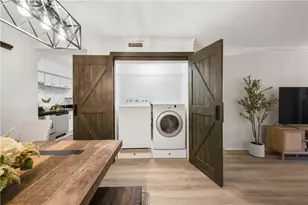 3648 Peachtree Rd NE, Atlanta, GA 30319 - Photo 12