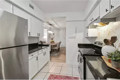 3648 Peachtree Road NE #1A, Atlanta, GA 30319 - Photo 8