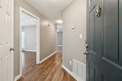 1037 McGill Park Avenue NE, Atlanta, GA 30312 - Photo 6