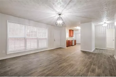 7078 Reserve Court, Flowery Branch, GA 30542 - Photo 4