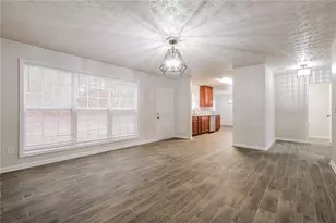 7078 Reserve Ct, Flowery Branch, GA 30542 - Photo 4