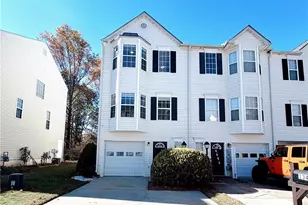 1339 Pilgrim Lake Dr, Cumming, GA 30040 - Photo 4