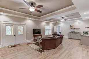 624 Skyland Dr, Hoschton, GA 30548 - Photo 38