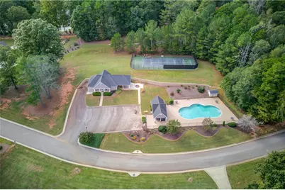 624 Skyland Drive, Hoschton, GA 30548 - Photo 68