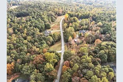 599 Primrose Lane, Pendergrass, GA 30567 - Photo 8