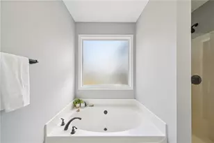 2900 Emerald Springs Dr, Lawrenceville, GA 30045 - Photo 16