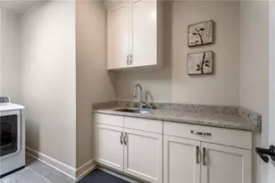 6552 Long Acres Dr, Atlanta, GA 30328 - Photo 64