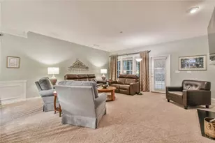 6407 Autumn Crest Ln, Hoschton, GA 30548 - Photo 4