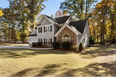 732 E Jefferson Street, Hoschton, GA 30548 - Photo 8