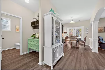 4993 Glencliff Drive, Sugar Hill, GA 30518 - Photo 10