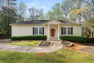 880 Melody Ln, Roswell, GA 30075 - Photo 1