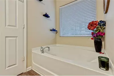 4048 Carlinswood Way, Stone Mountain, GA 30083 - Photo 18