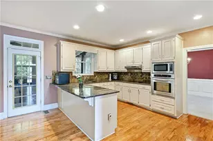 1750 Manor Brook Way, Snellville, GA 30078 - Photo 14